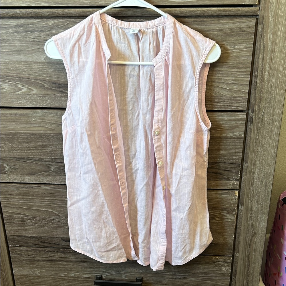 Old Navy Light Pink Sleeveless Button-Front Blouse
